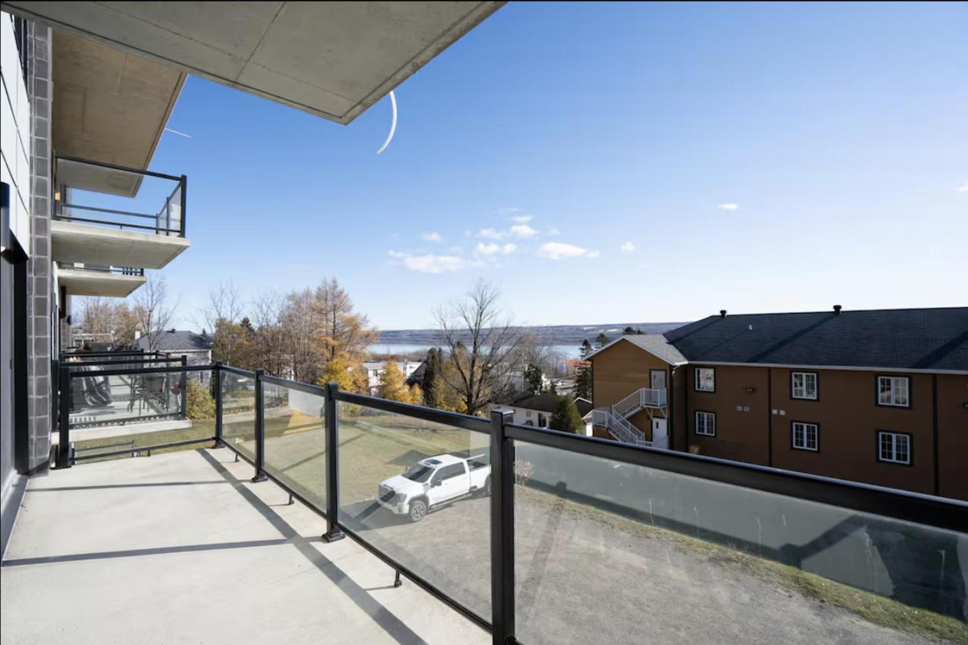 Initial - Espace Soleil - Chutes-Montmorency + Vue Saint-Jean-de-Boischâtel Exterior foto